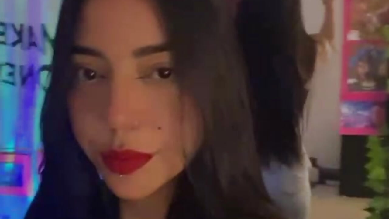 come with me 💕🧸 - video của người mẫu cam little_kayla_