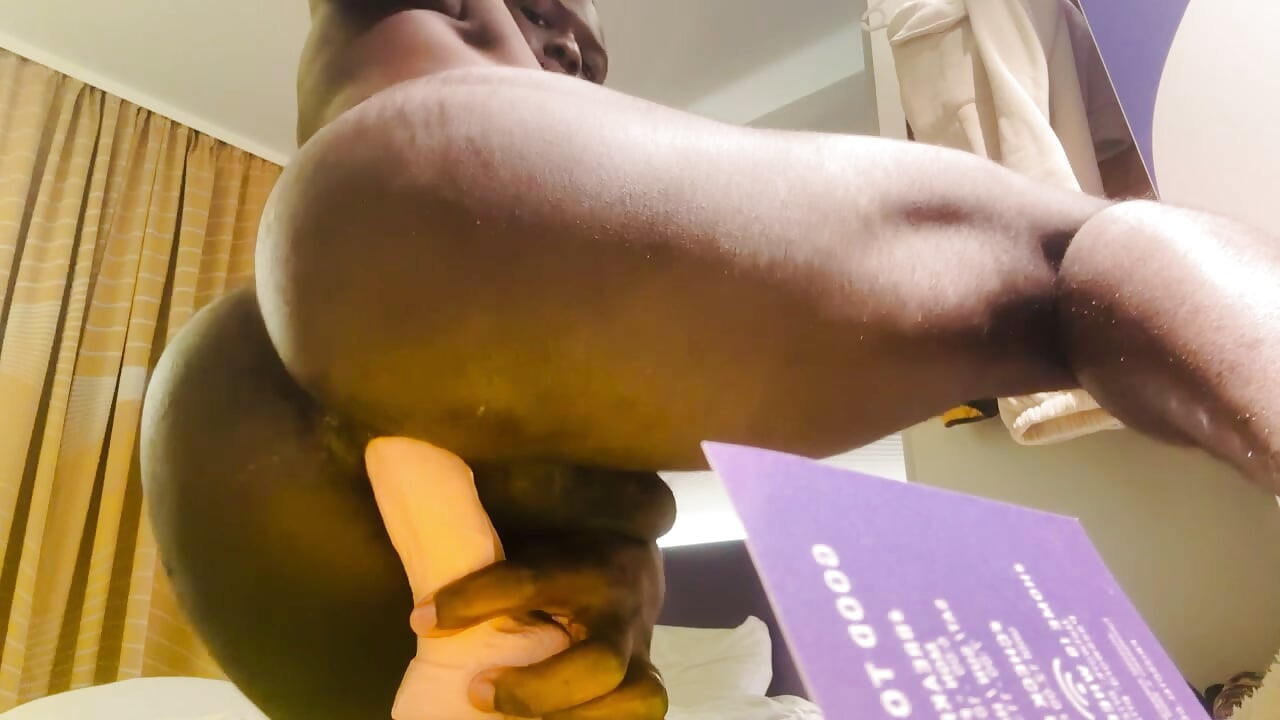 I ride a big white Dildo – video af Slutass21
