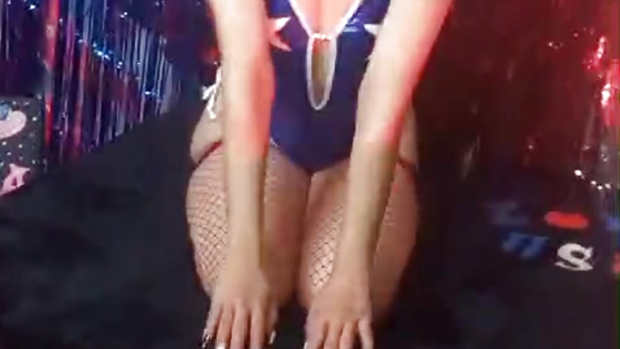 Sexy slave 😈💙❤️🤍