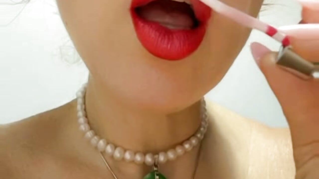 Lips AMSR - סרטון של MissKateX, דוגמן/ית מצלמה