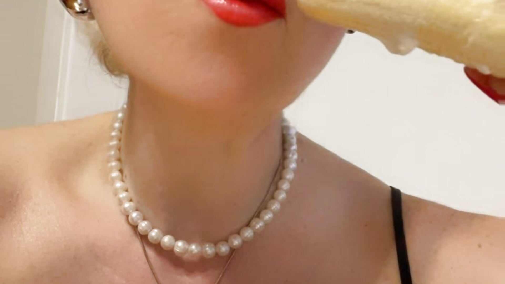 Mukbang - video by MissKateX cam model