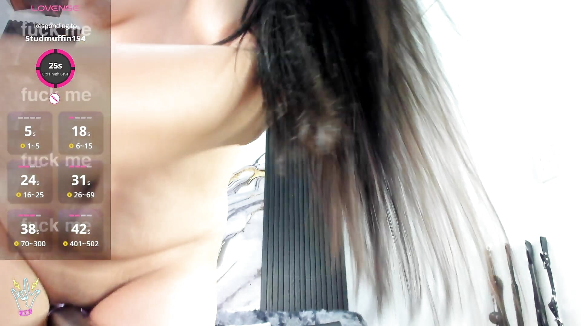 naughty fingers+pussy so wet - วิดีโอโดย criss_21_ โมเดลแคม