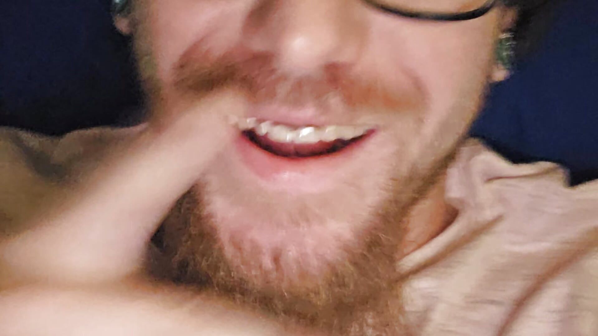 1000006005 - vídeo de la modelo de cam LovelyGreekDick6