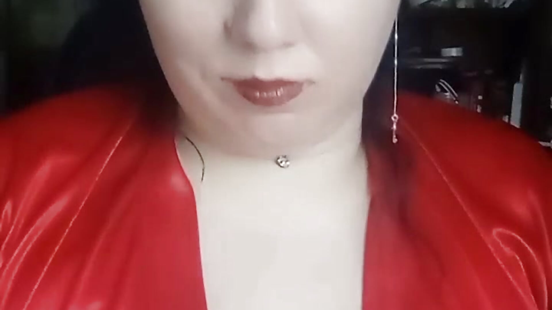 Leona plays the muscles of her big boobs