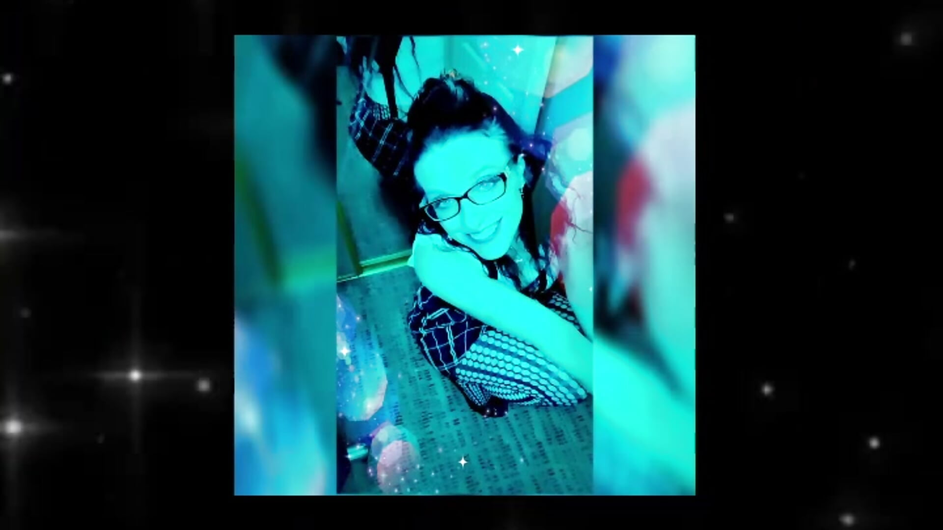 Teaser slideshow – video af Love2SquirtRs_78 cam-model