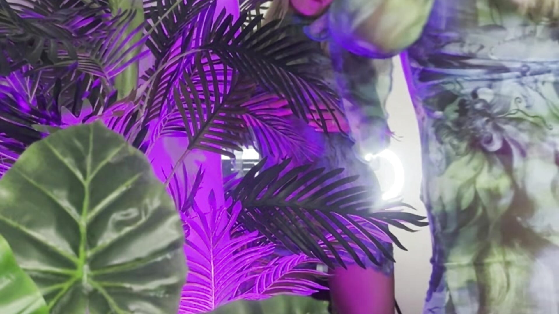 Trailer - Sensual strip - clip cu brianahill_ model videochat