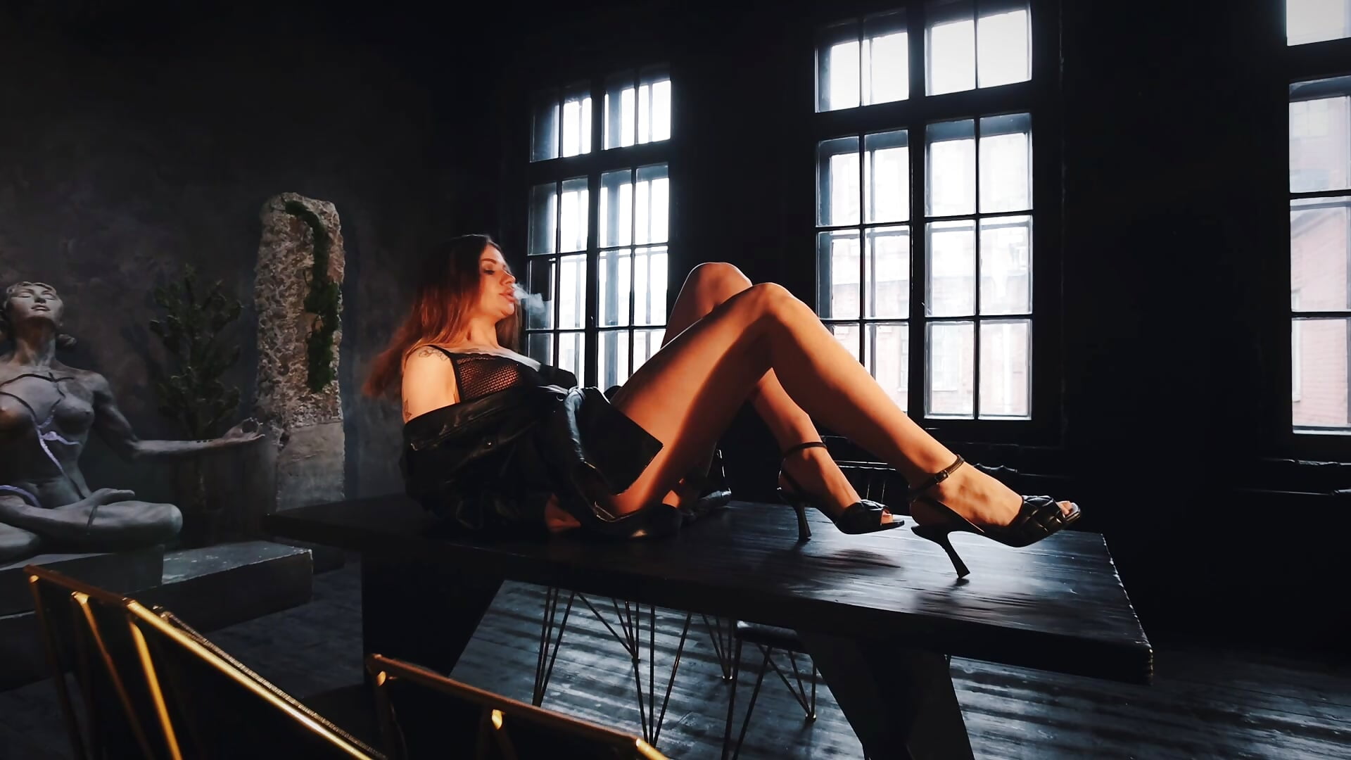 Wild snake (HOT) - video by JuicyHelenX cam model