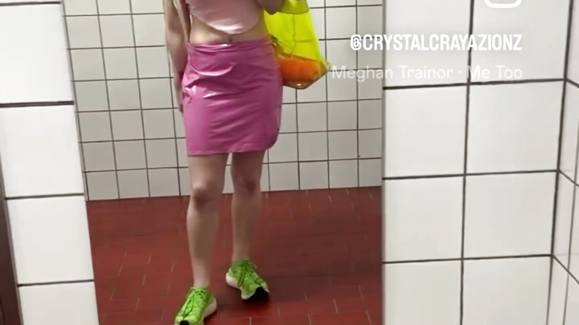 337ff01c745d4091aa69d47fecb78c47 - video by 55crystal cam model