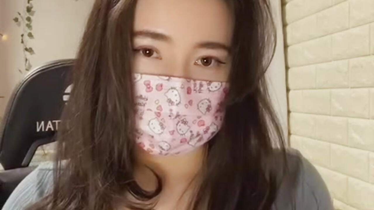 A little tease (｡>ㅅ<｡) - video av kimchi_03 cam model