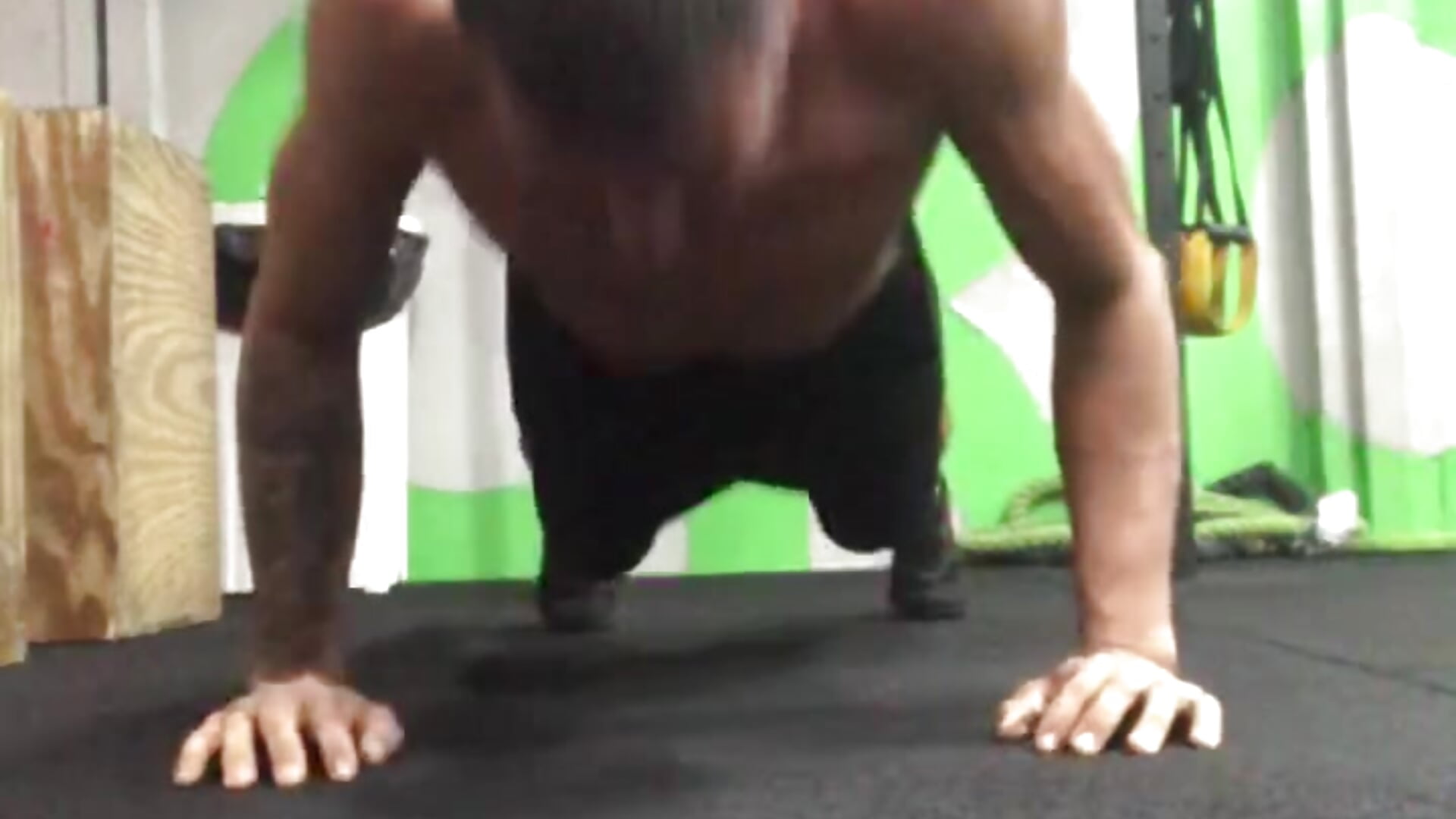 trim,A34432FC-A470-4E45-B264-891BDC7CFC39 - video by MikeDelfin0 cam model