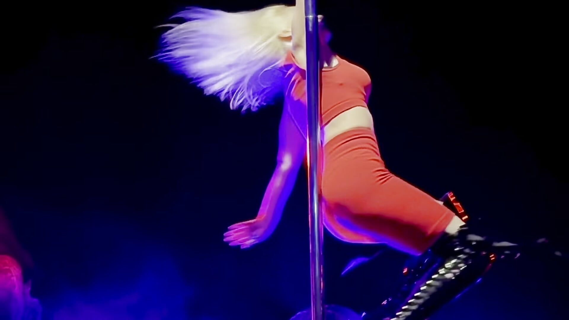 dance - video by Louise-dance cam model