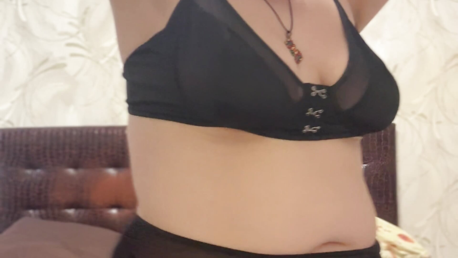 My new sexy dress - video by Taisia_W cam model