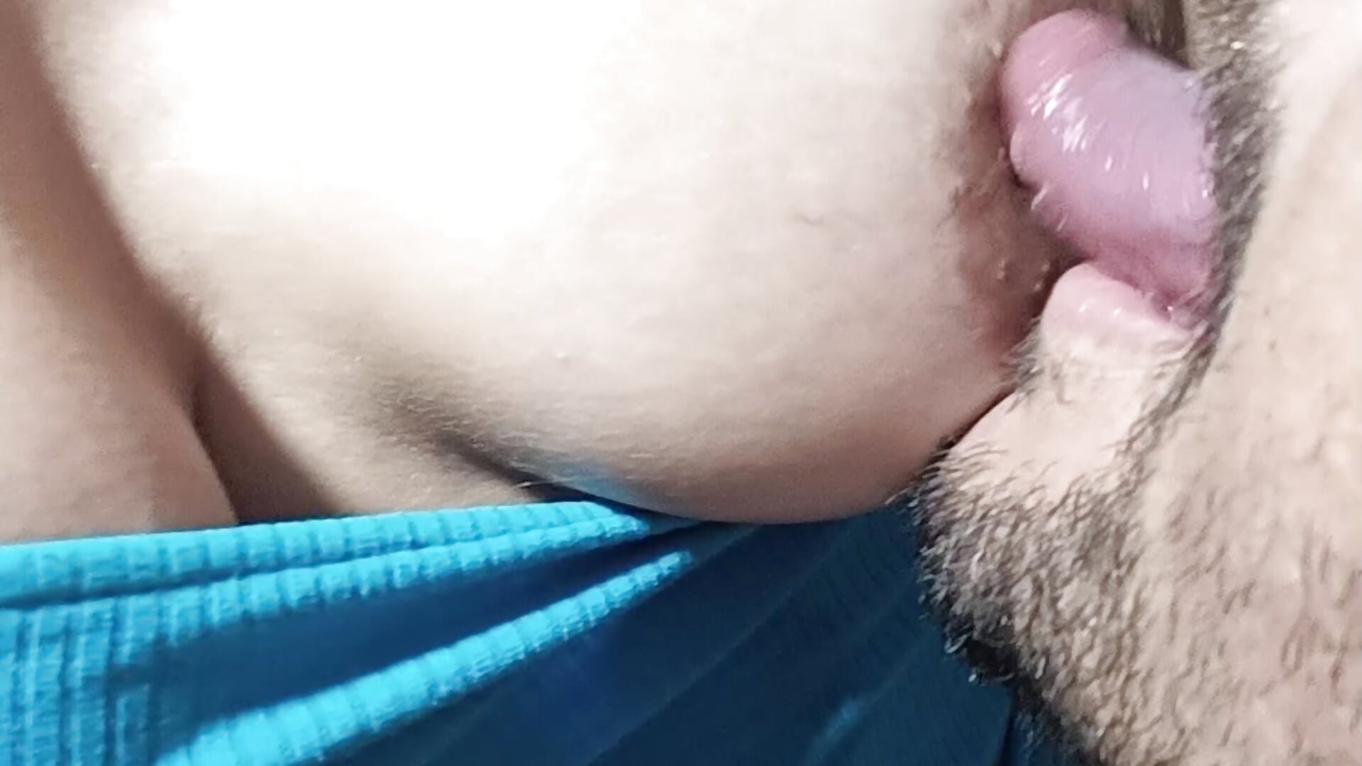 A delicious blowjob on those tasty breasts 💦😈 - video by david_hotwheels cam model