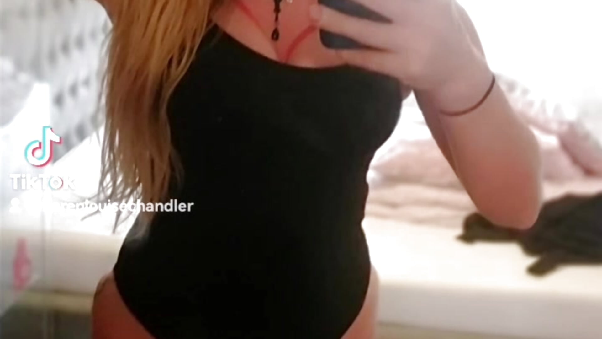 2023-01-25-200007885 - video by karena1982 cam model