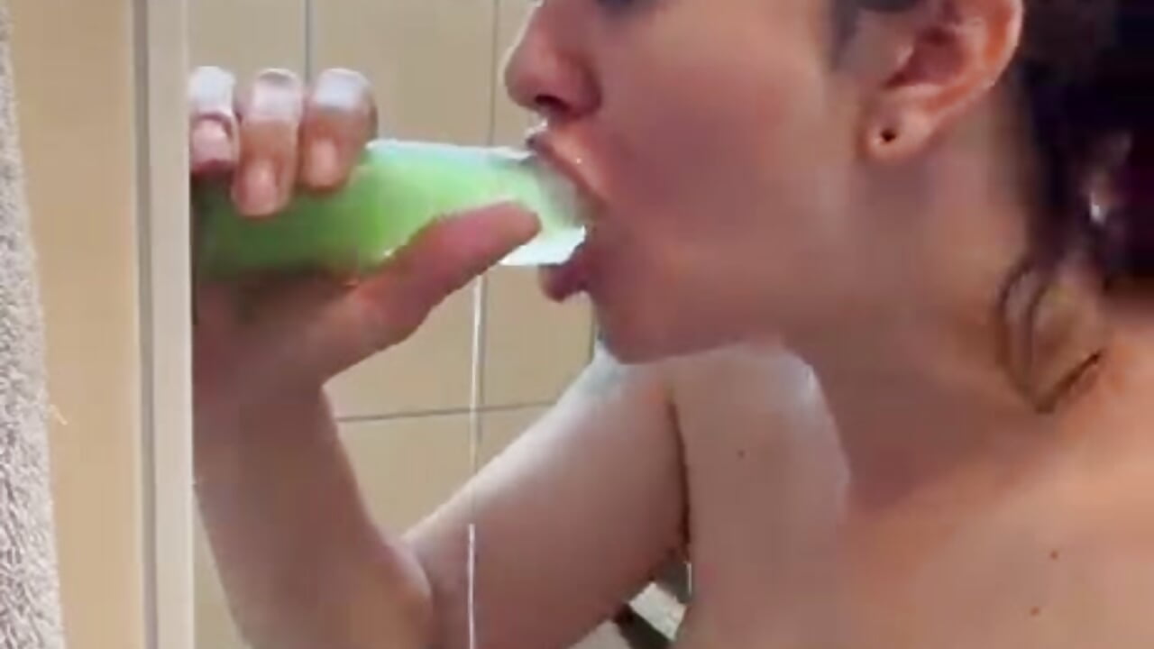 Nr 167 sloppy Dildo blowjob mit cum Countdown