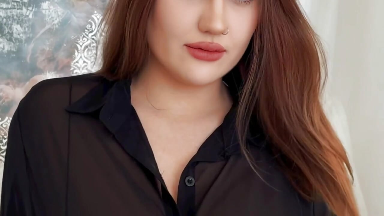Backstage - clip cu SofiaLovelyC model videochat