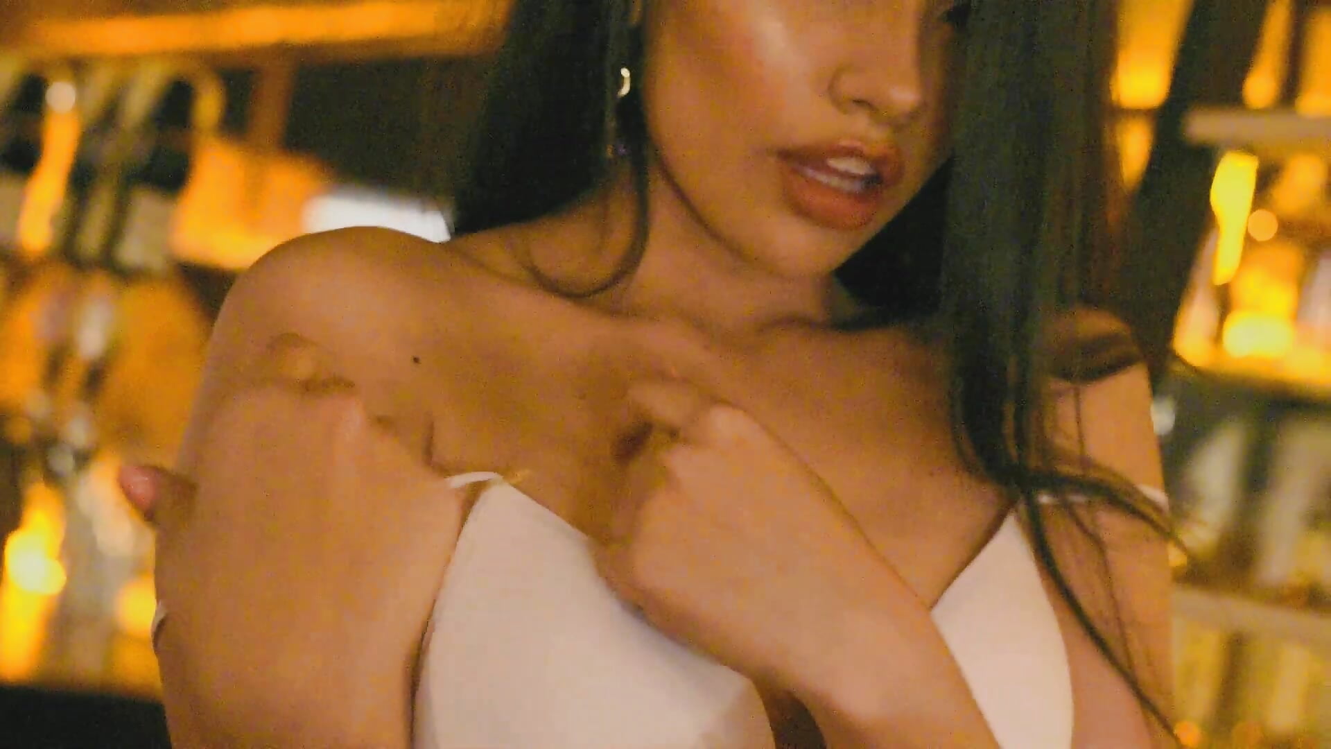Erotic (2)