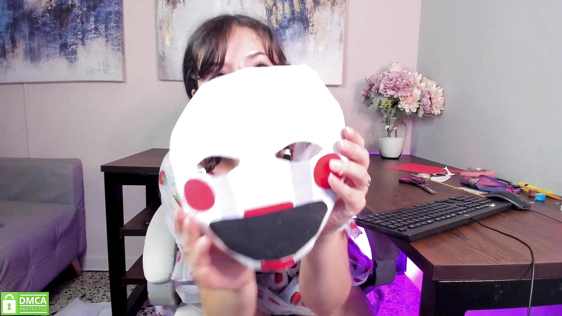 Crafty Mask <3 - video by chubby_vanniie_ cam model