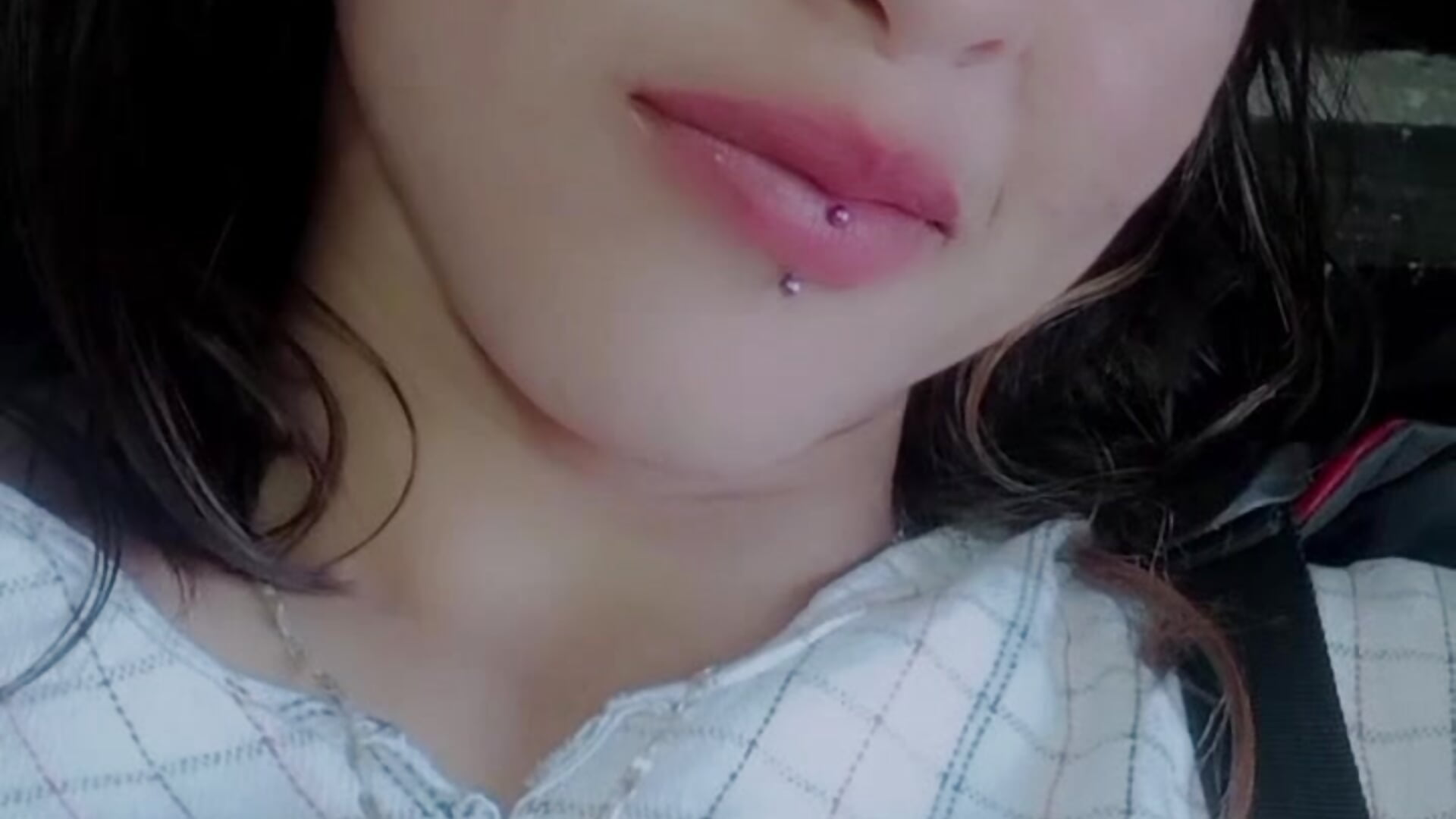 Kisses - video by KattalellaGomez cam model