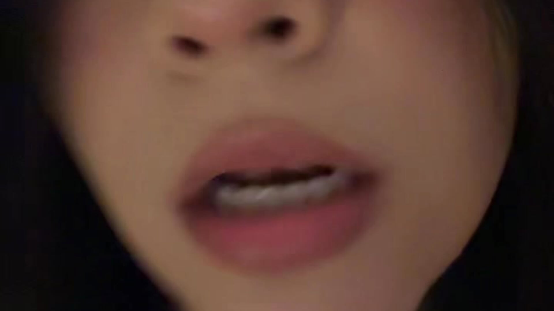 Solo mira mis ojos - відео від вебкаммоделі CuteKira7