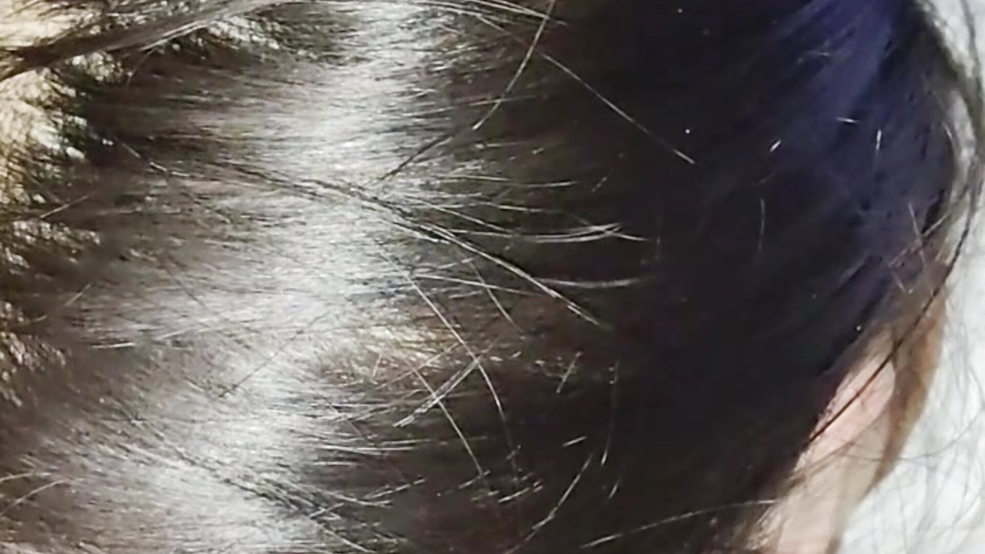 I devour it whole and my tits squeeze it and milk on my face - vídeo de valentina_swallow modelo de câmara