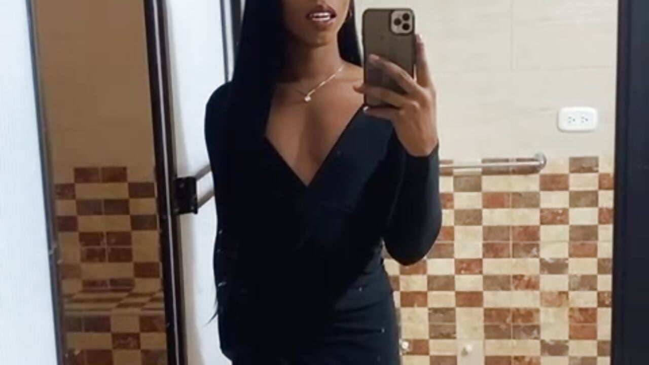 WhatsApp Video 2025-05-31 at 12.27.46 PM.mp4 - Kimberly_House adlı kamera modelinin videosu