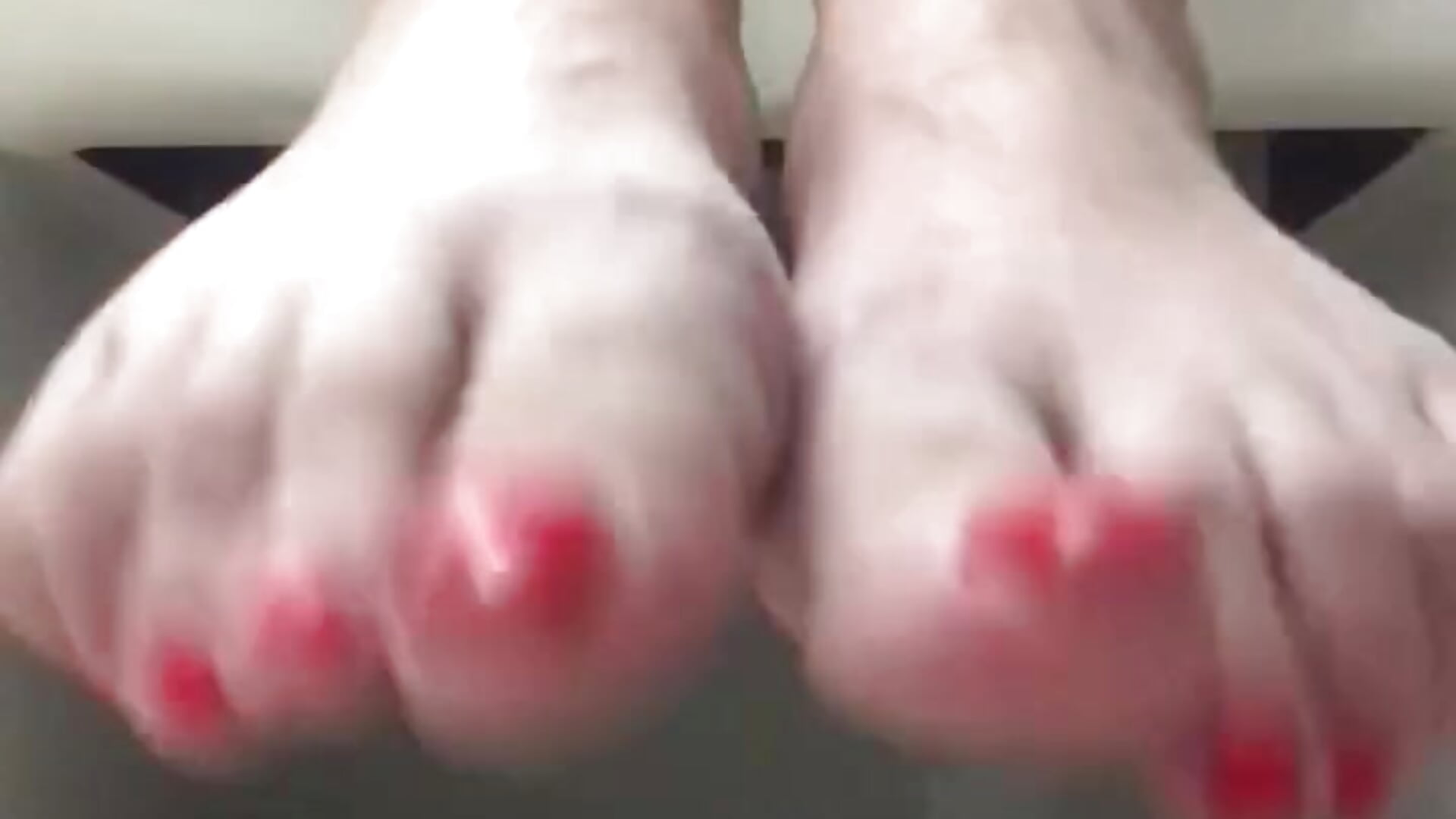 IMG_4551  feet - video by urlovelyneighbour cam model