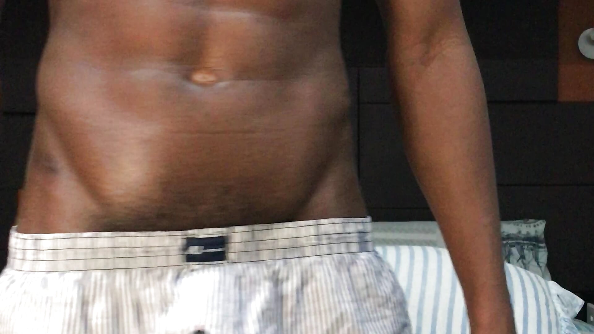 Abs Flash - video by iCrushYenu cam model