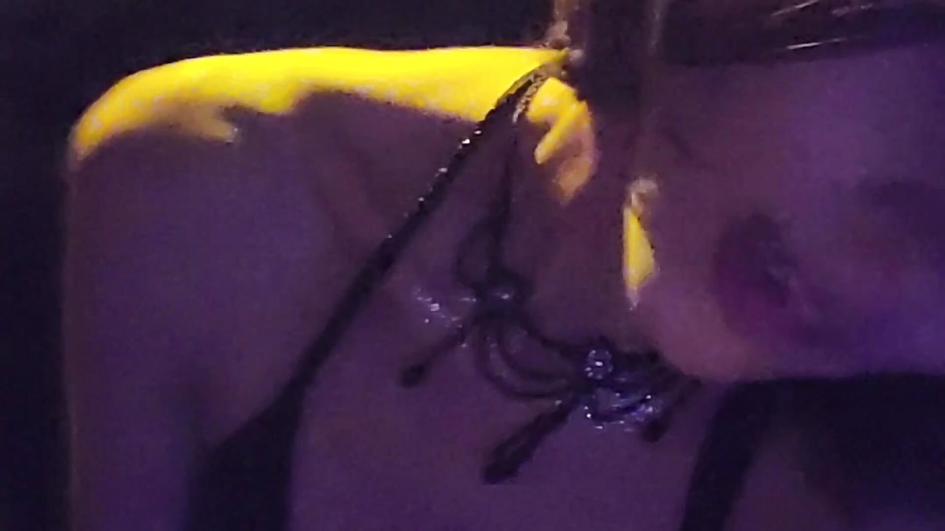 Sexy kitty - video by YourDarlingVivian cam model