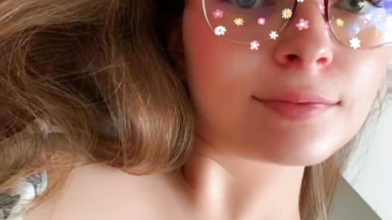 “It's no coincidence that you're looking at me.” - 視頻由 AmbeerWood_ 主播提供