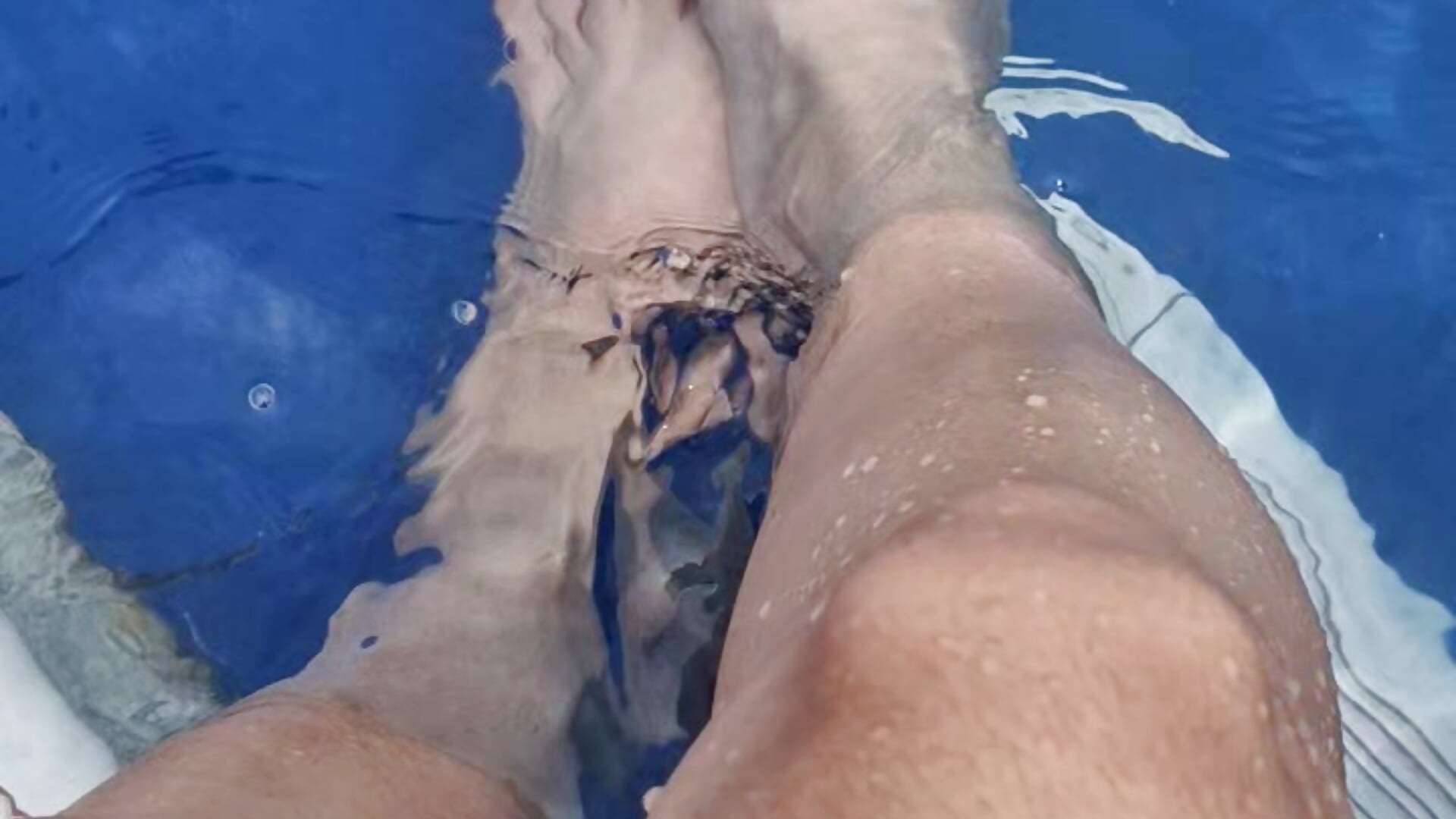 Feet - video by NiceAriel_ cam model