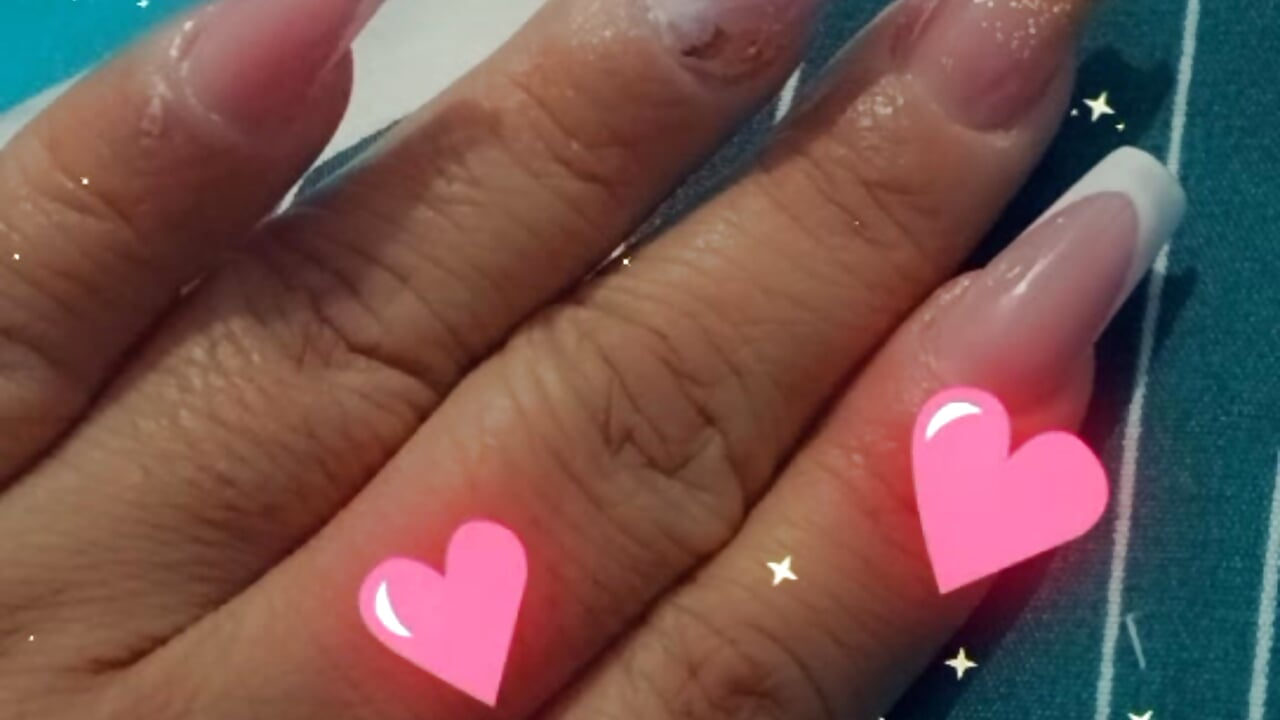 Sexy uñas - video by Rossestoner cam model