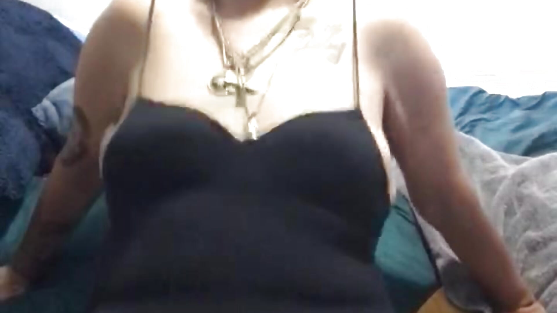 Cowgirl 9inch ridding - video by sexy_gin cam model