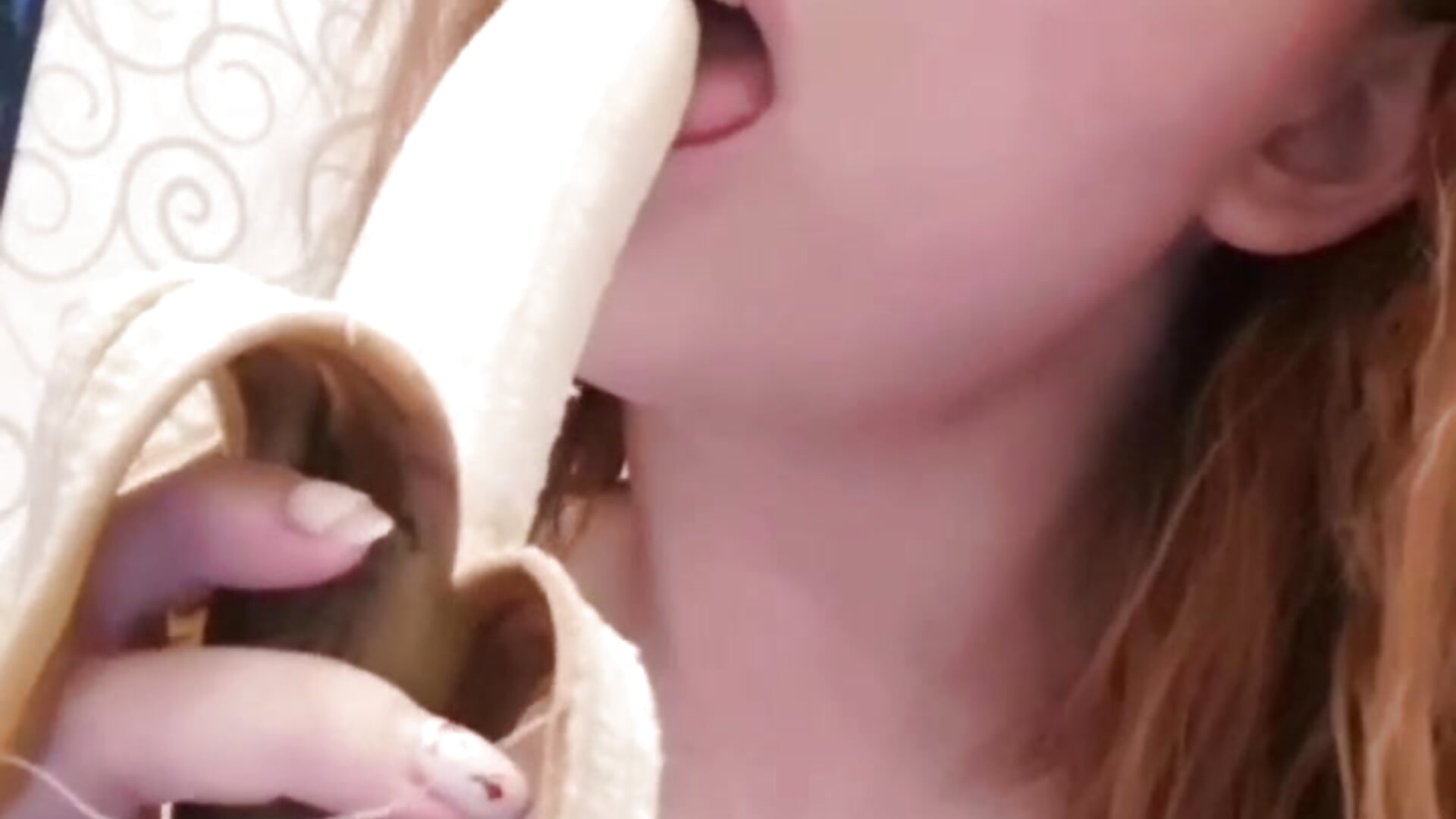 |Olivia| yummy banana