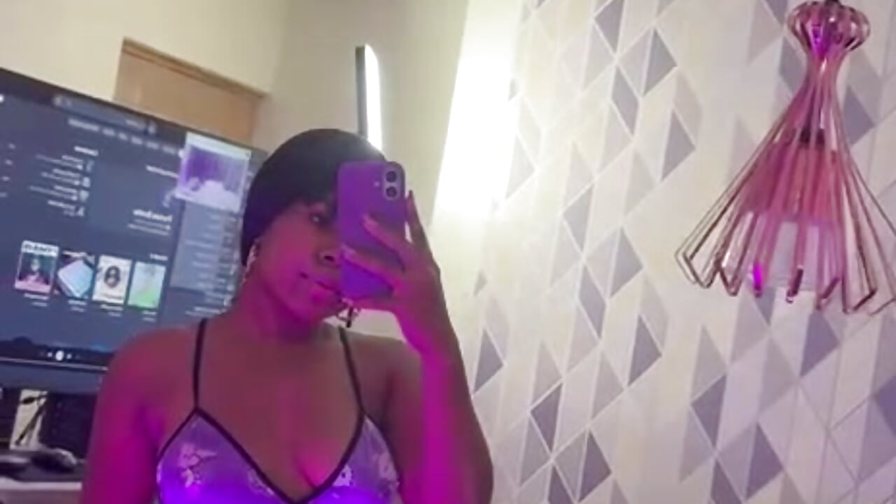 Honey, let me show you what real pleasure is. 🍒🔥👀 - video by naughty_ebonyy cam model
