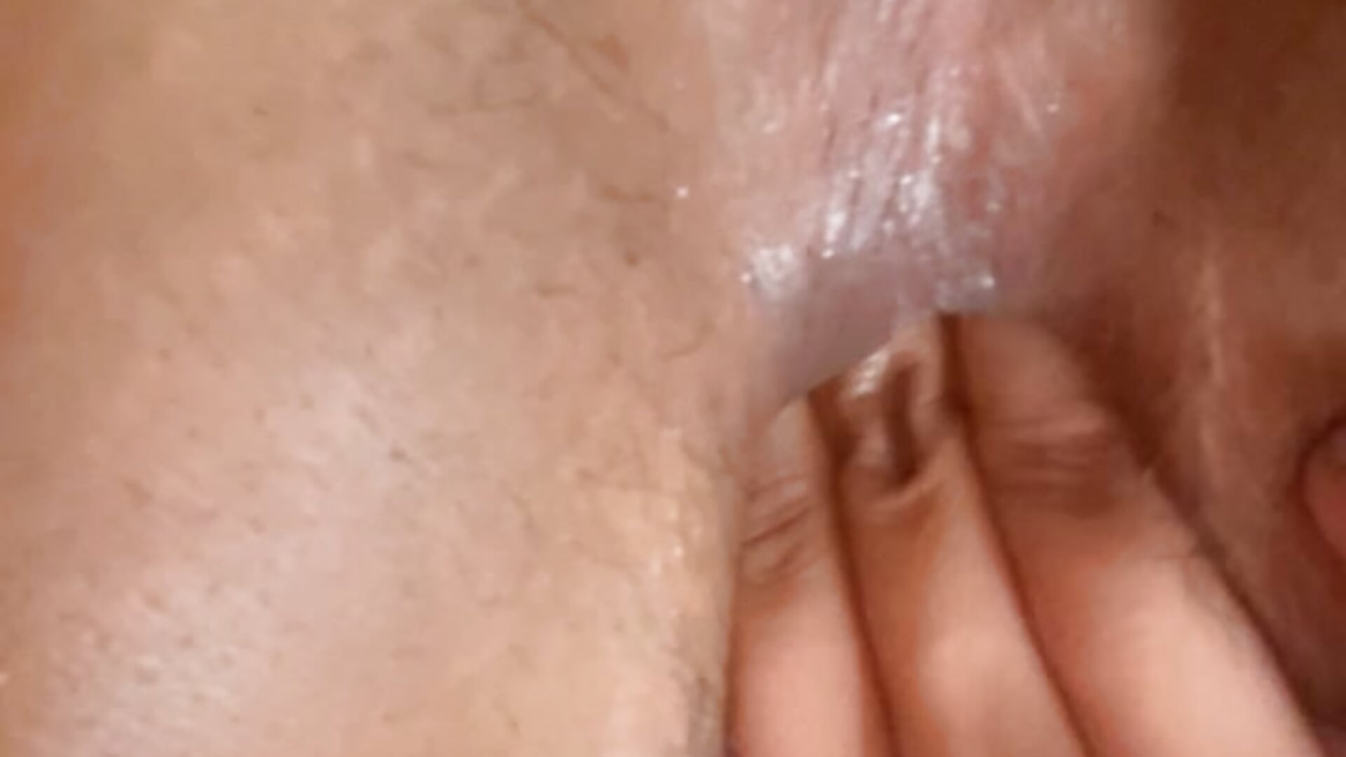 Squirt with my fingers, alone in home