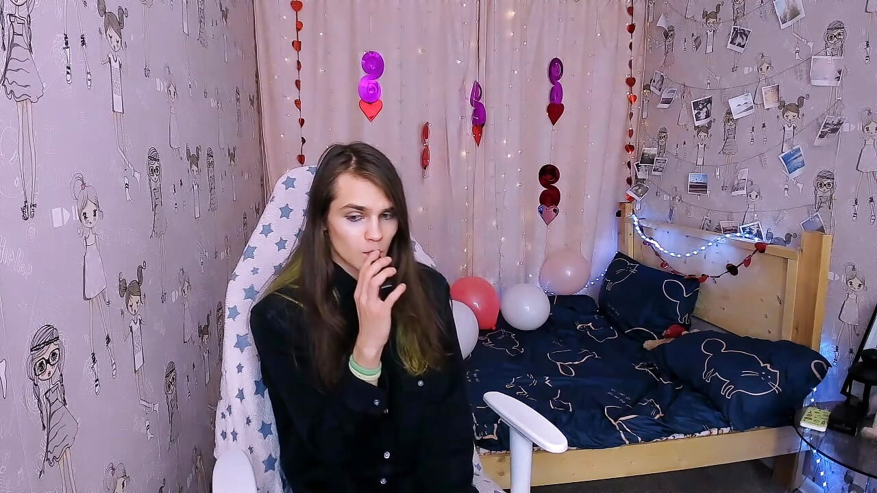 i am shy :) - vídeo de Willa_