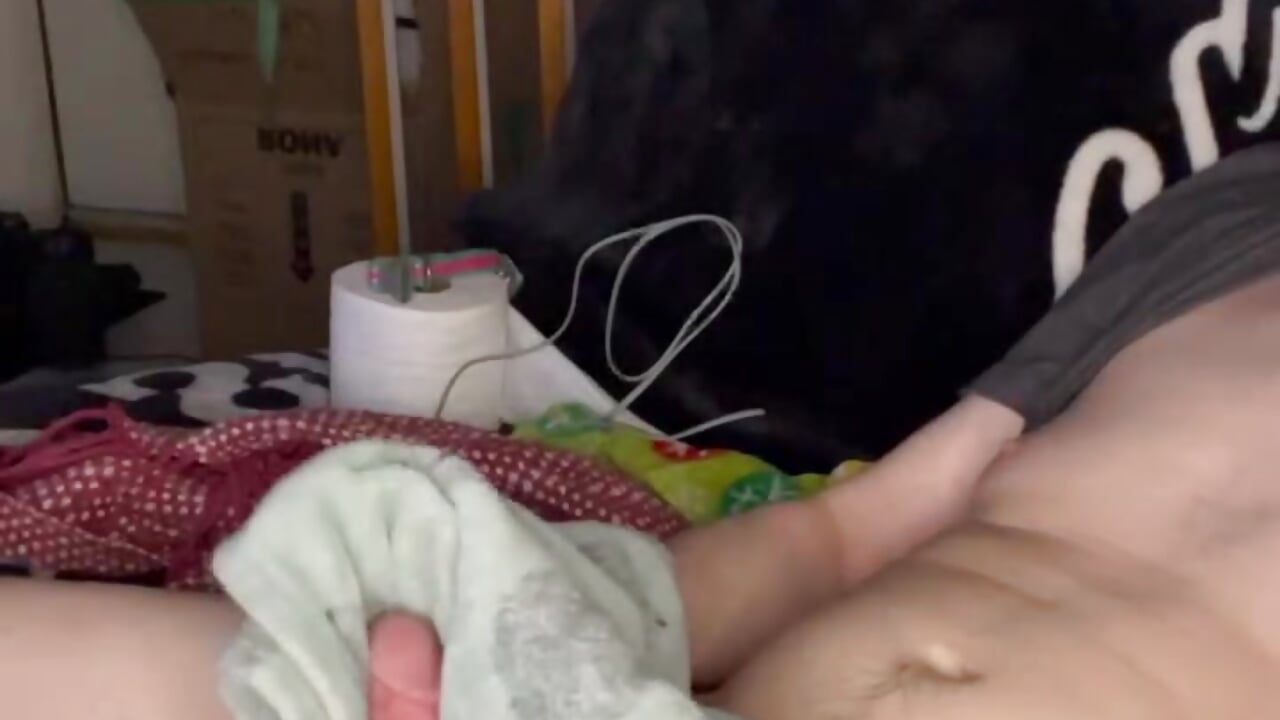 trim,FFED052C-9869-426F-B9A8-B64FD99A7A23 - video by Helly069 cam model