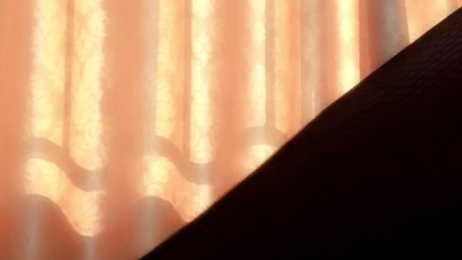 黑丝连体露点 - video by elisetutu69 cam model