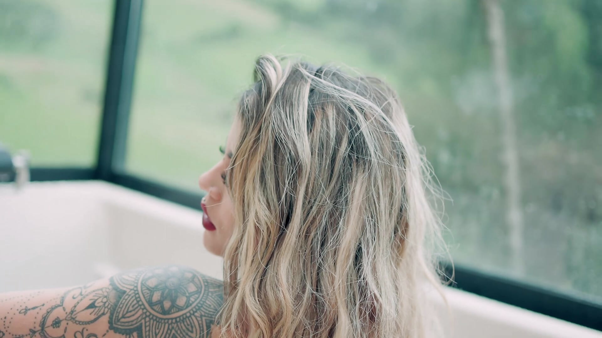 NICOLLETTE - video by nicollette_miller cam model