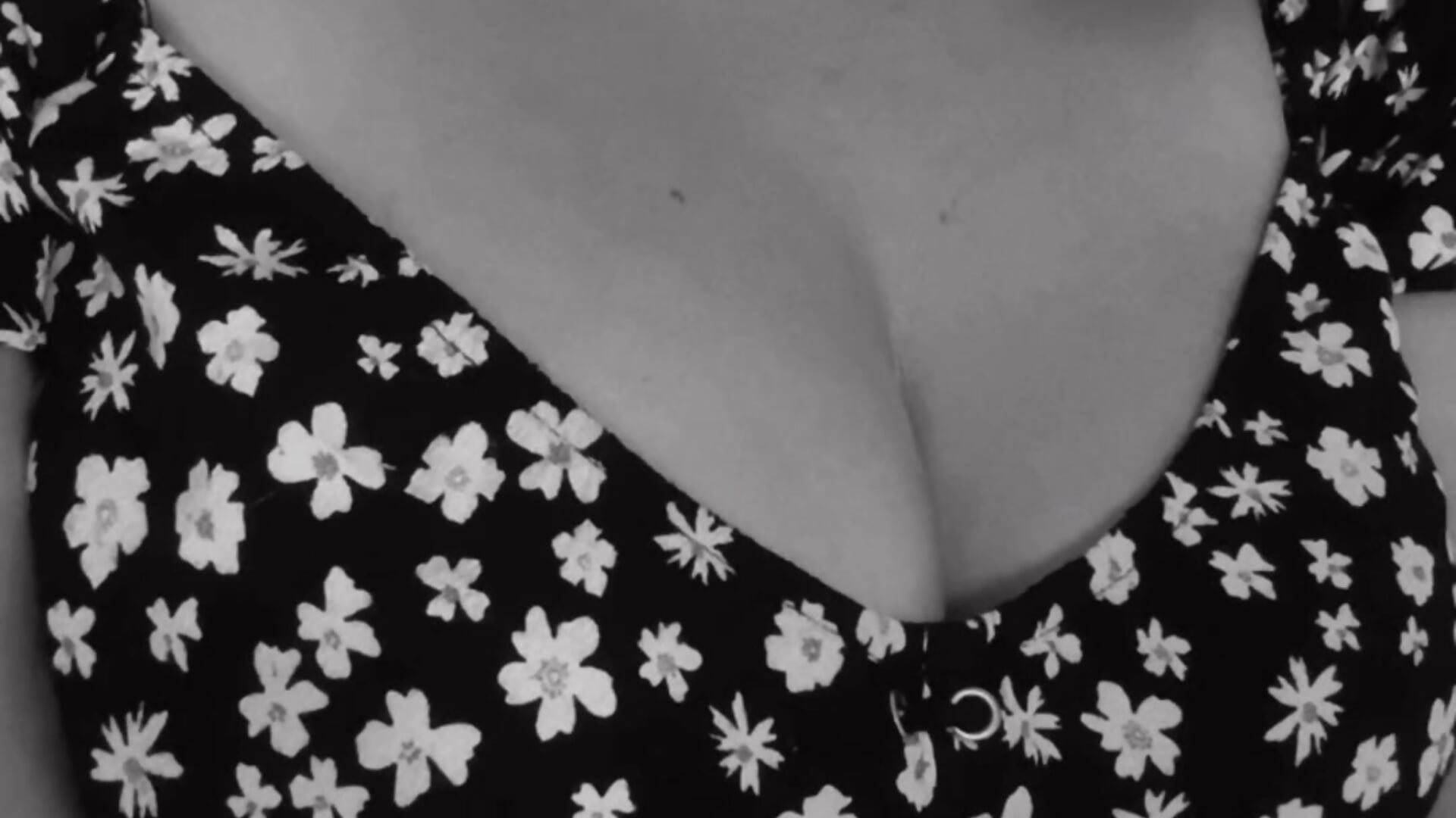 be24427af79e46019cb5e74714eb41c1 - video by inyourdreams_ox cam model