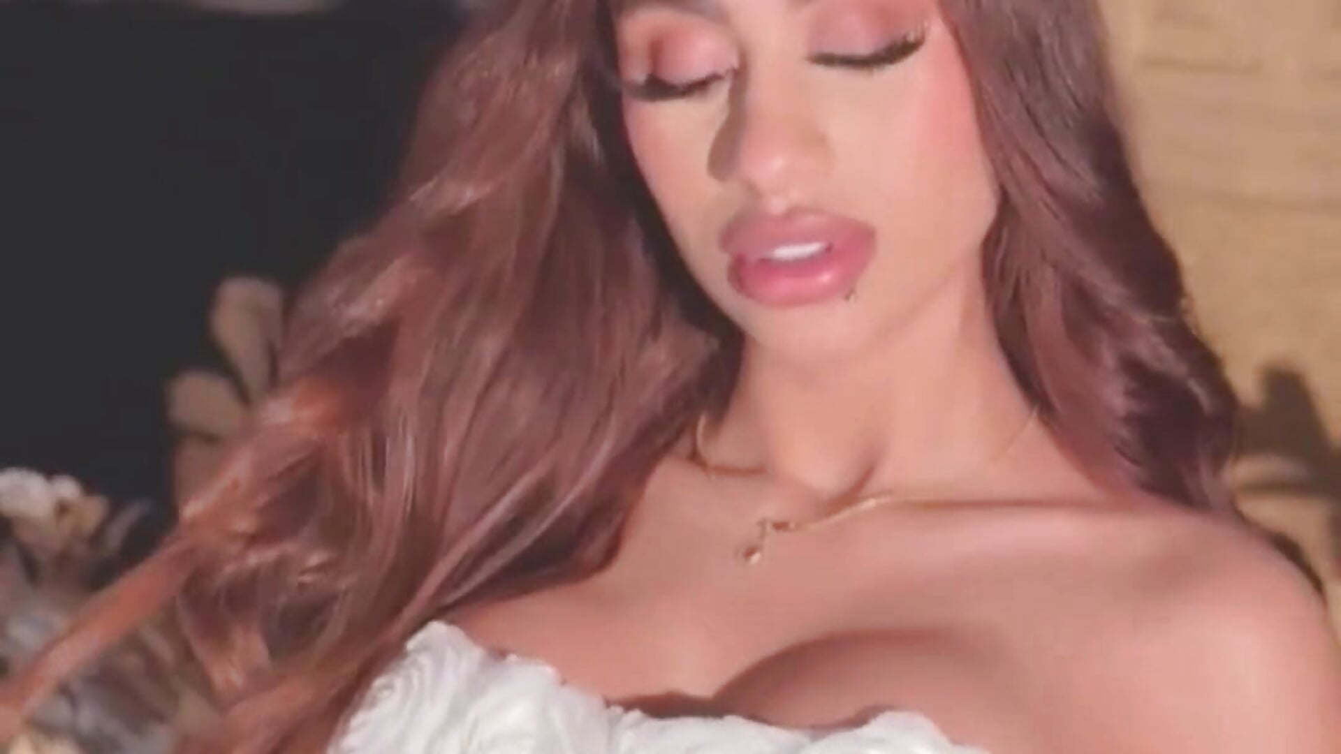 Believe me when I talk to you - video by DannaCruz cam model