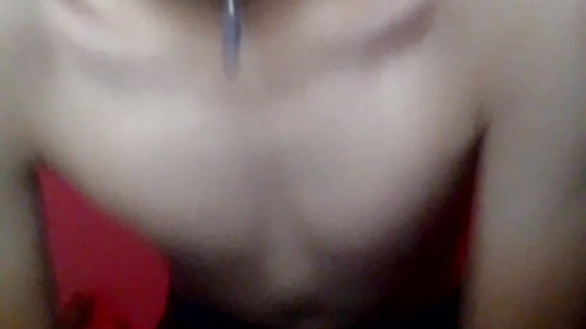 Holi - video by adri_uwu cam model