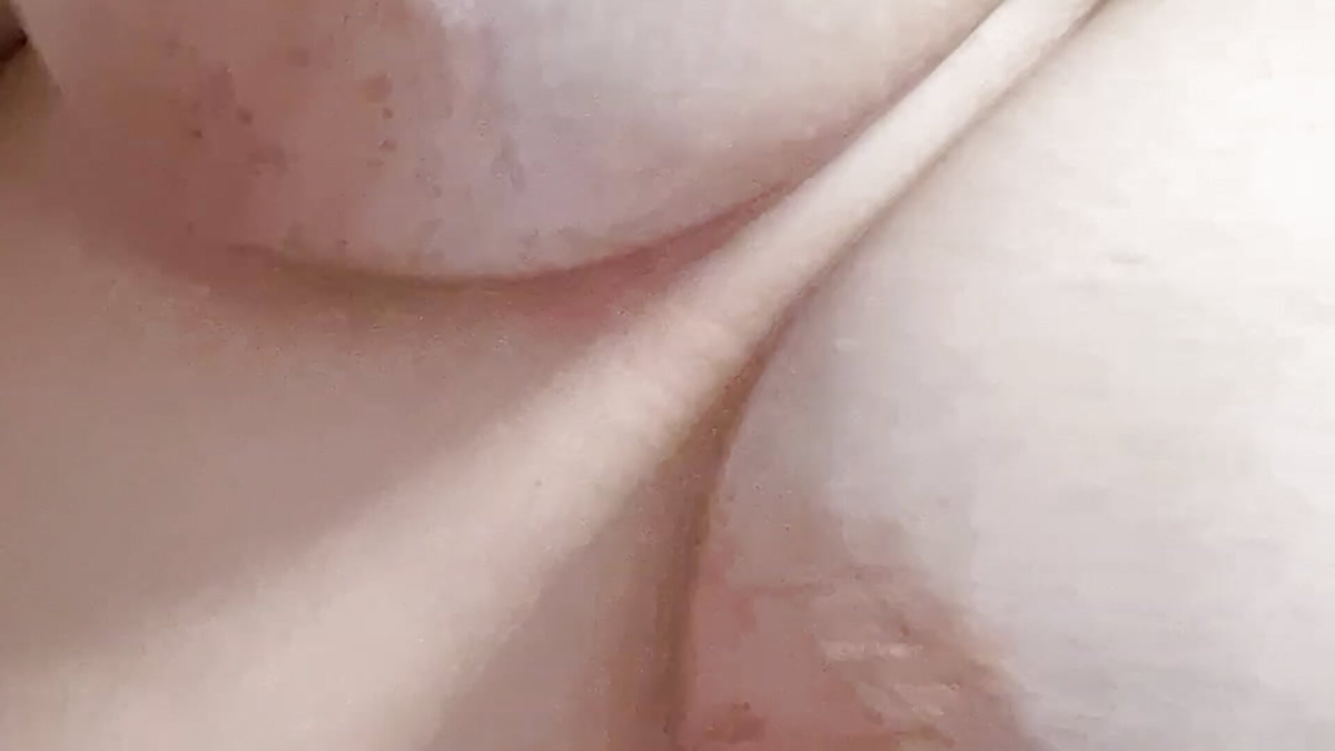 Bouncy big boobs