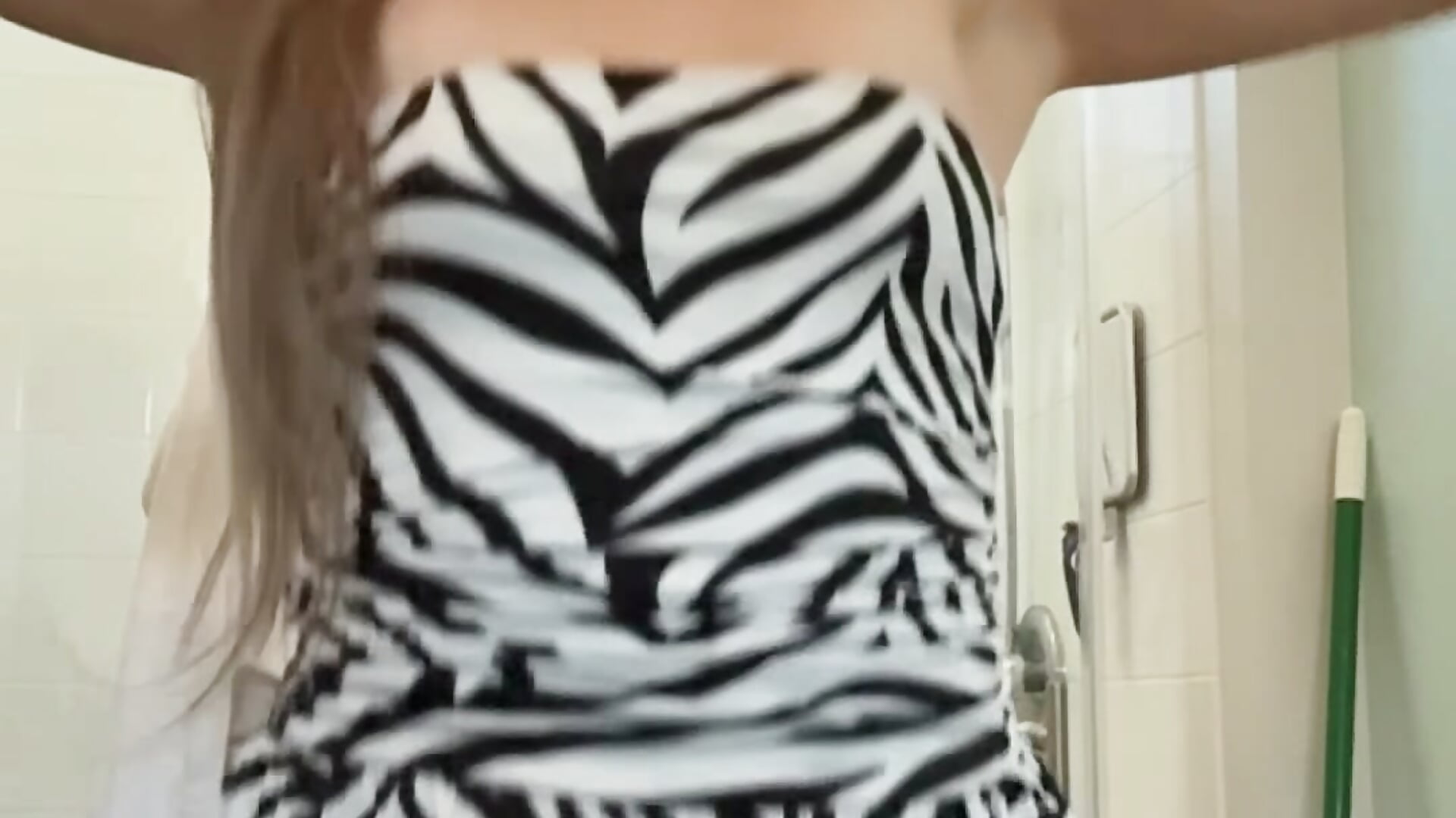 Opssss 🤭I did it again🫣 Nip Slip🤷🏼‍♀️ - video by SkyelarsWorld cam model