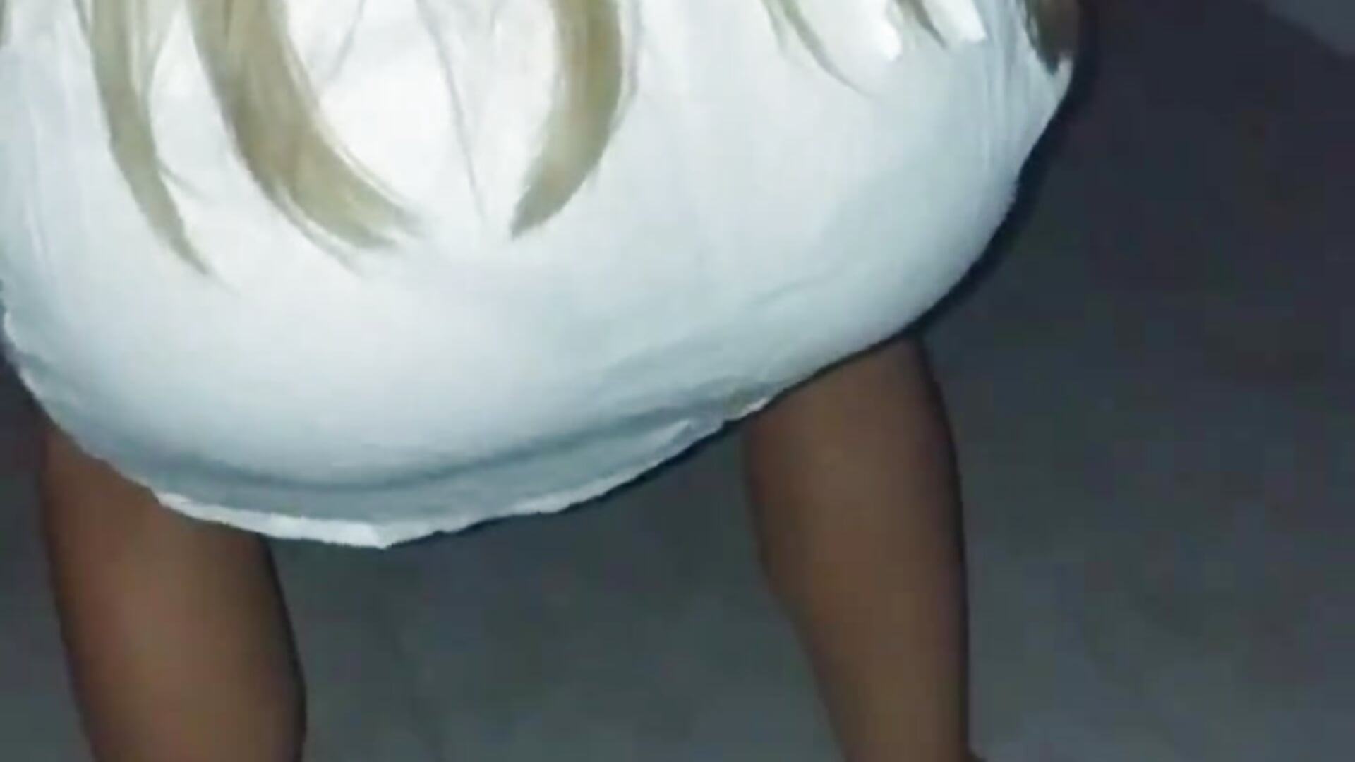 Twerk Twerk - video by SkyelarsWorld cam model