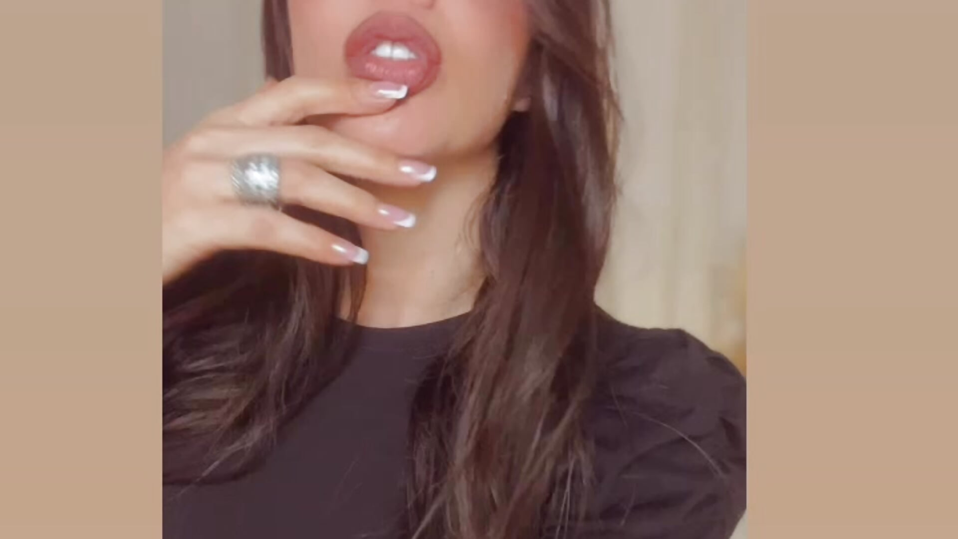 1e6bdd055b4545859b4c697fa115bc14 - video by SunnyRivers cam model