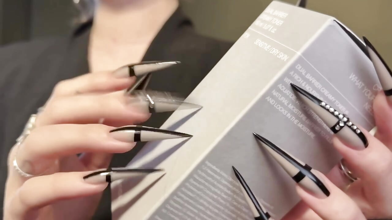 ASMR nail tapping - vídeo de la modelo de cam HavenRaee