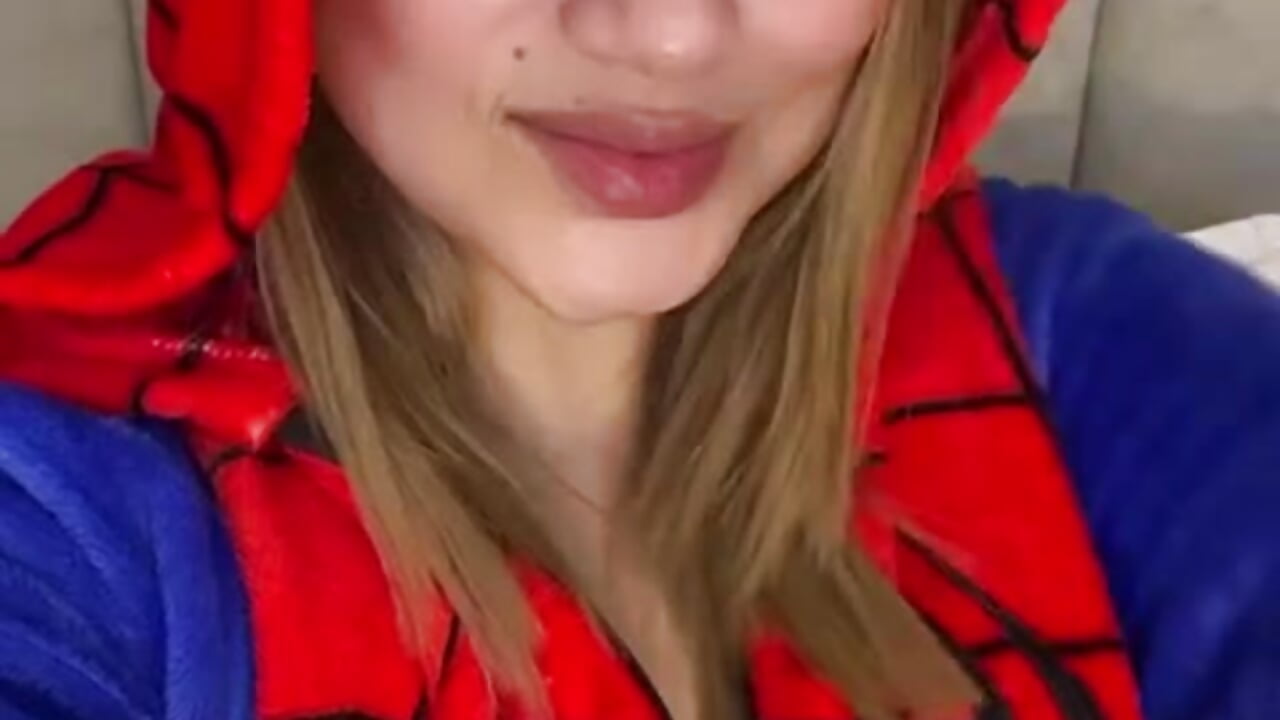 Sexy Spider Milf 🕸🍒 - video by dara__ cam model