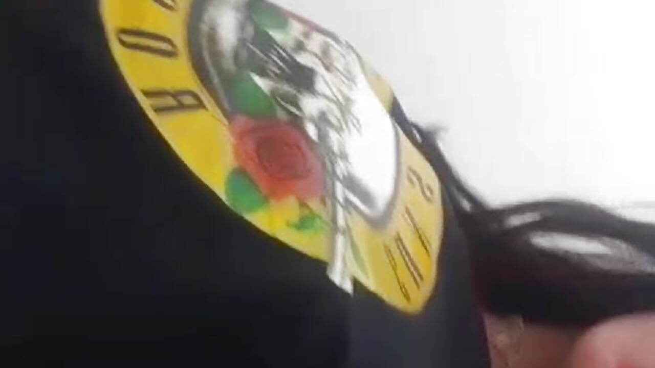 Pretty me - video by Mhelanny2 cam model